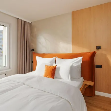 דירה Luxury Sunny - Free Garage, Metro, Balcony, Ps5, 2nd Parking On Request