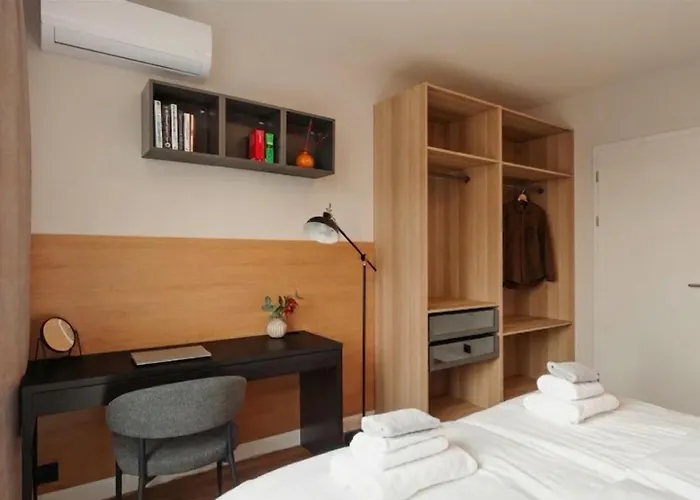 Apartamento Luxury Sunny - Ac, Free Garage, Metro, Balcony, Ps5, 2nd Parking On Request Praga