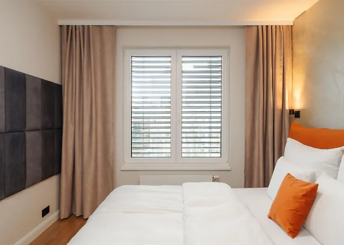 Apartment Luxury Sunny - Ac, Free Garage, Metro, Balcony, Ps5, 2nd Parking On Request *